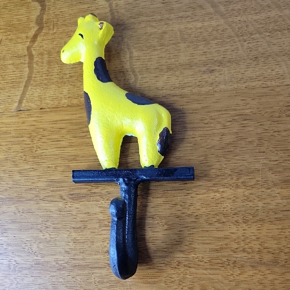 Cast Iron Giraffe Wall Hook  Key Coat Towel Purse Hanger - Picture 1 of 8